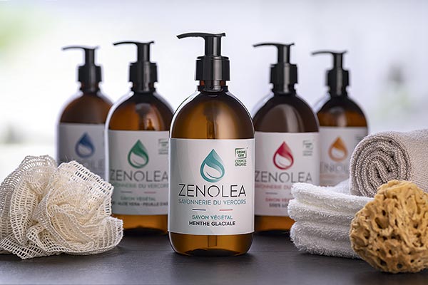 Packaging des gels douche Zenolea
